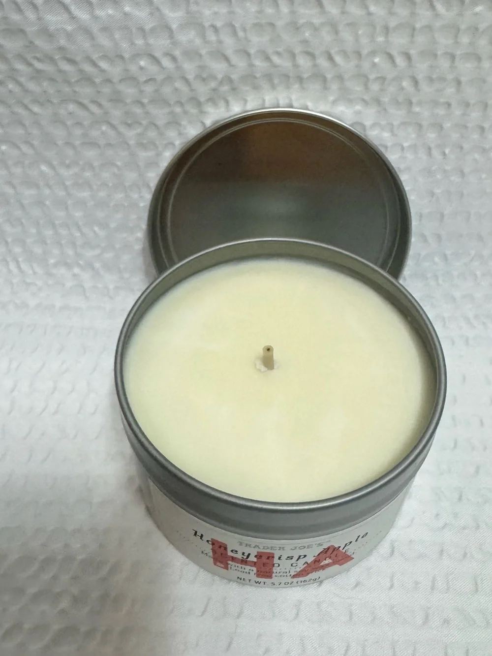 Traders joes Honeycrisp Apple Scented Candle - Silver Tin